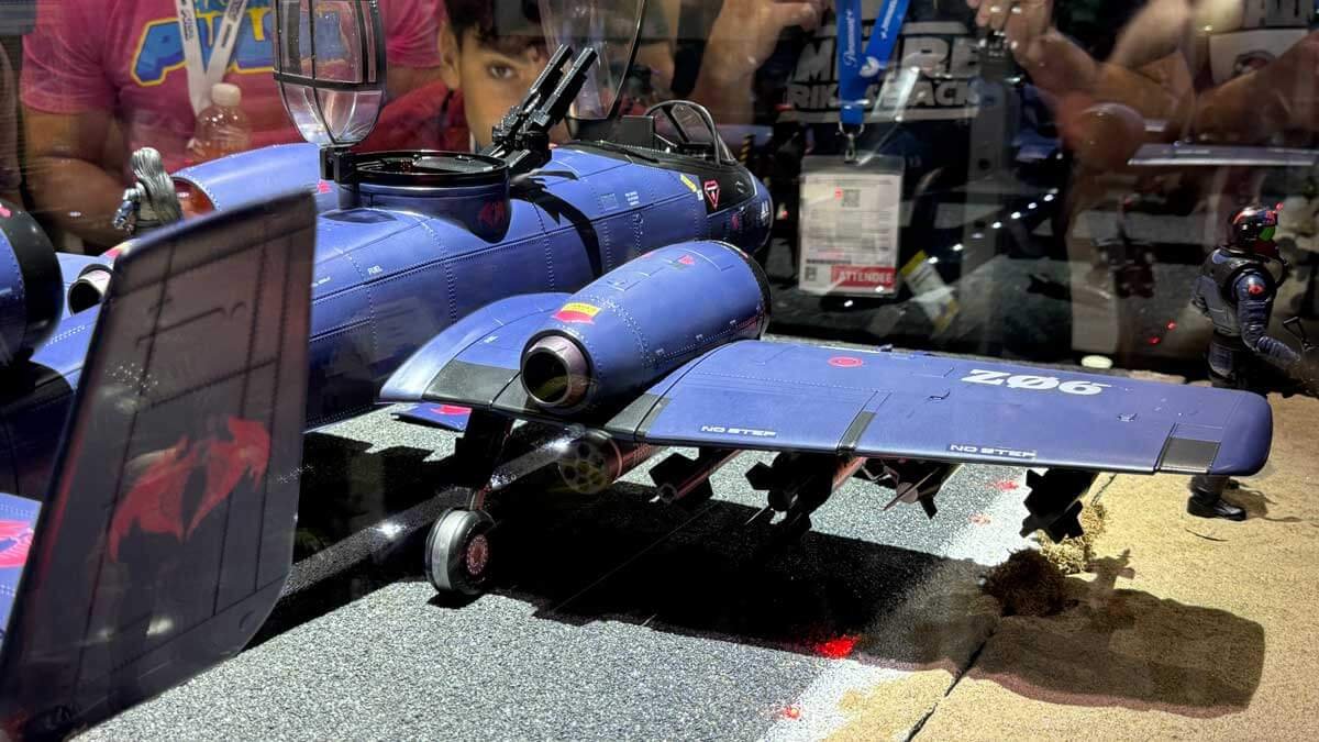 Cobra-Rattler-HasLab-GI-Joe-Classified-Series-SDCC-2024-Booth-14