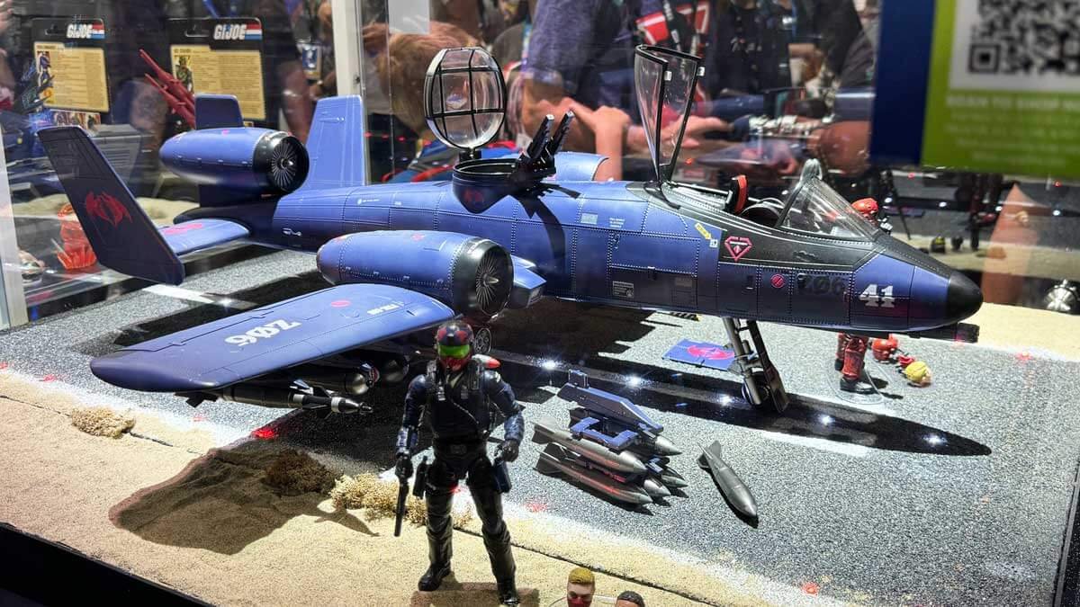 Cobra-Rattler-HasLab-GI-Joe-Classified-Series-SDCC-2024-Booth-25