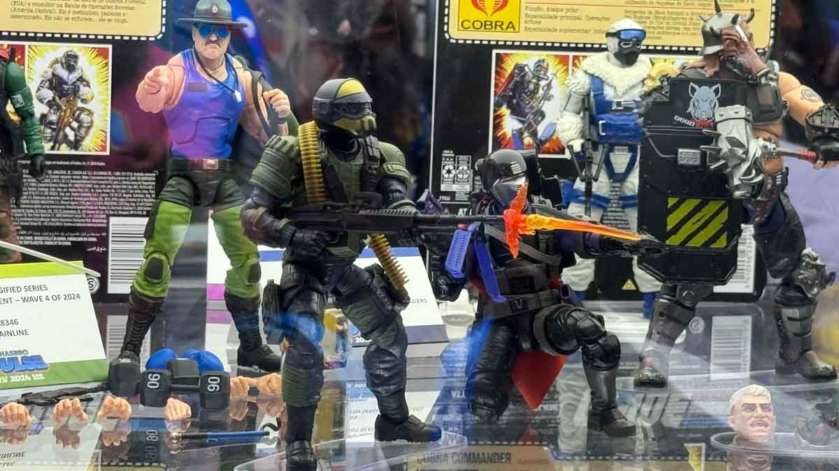 Steel-Corps-Commander-Vs.-Twilight-Guard-GI-Joe-Classified-Series-SDCC-2024-Booth-Reveal-3