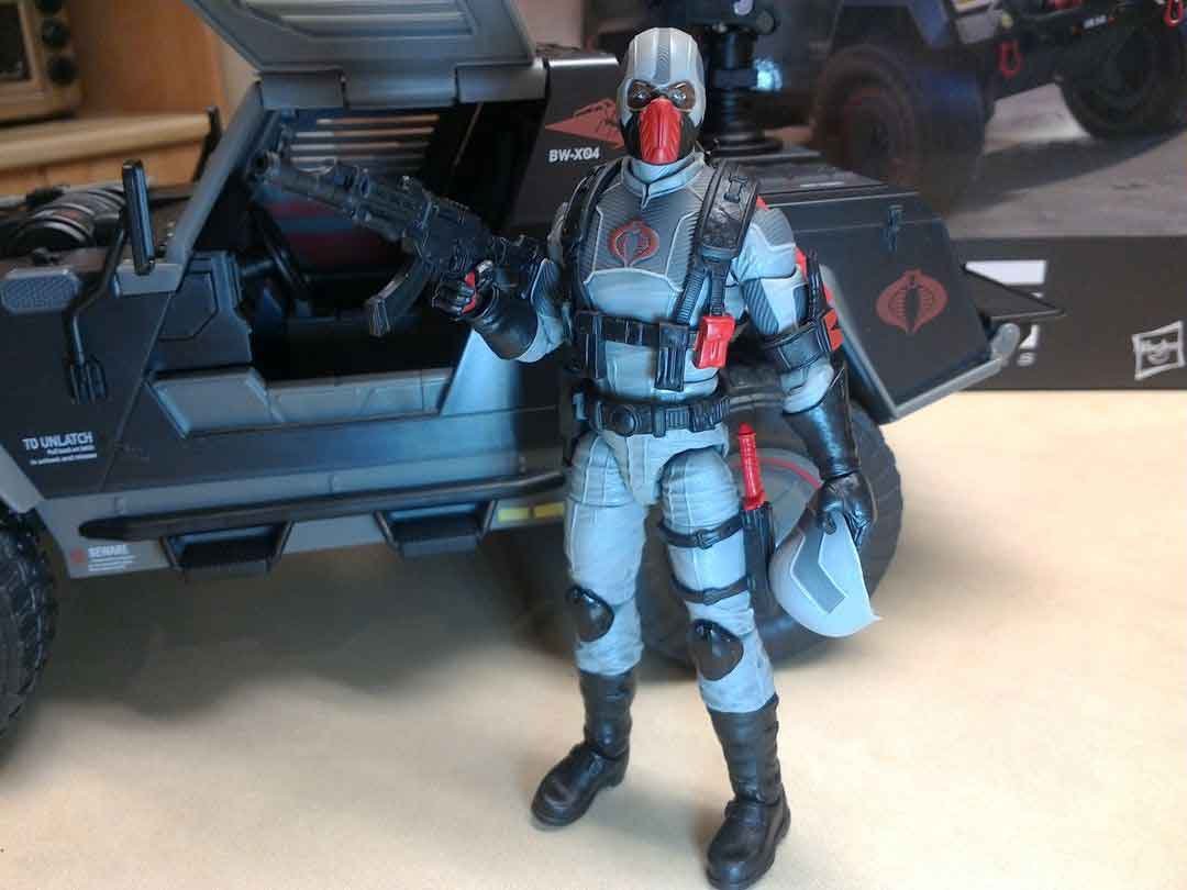 Cobra-Stinger-Classified-Series-In-Hand-7