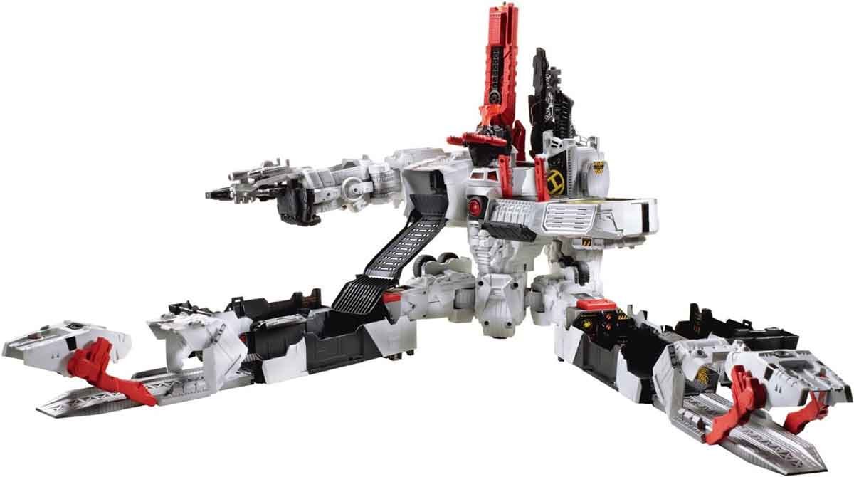 Metroplex-Titan-Class-Transformers-Generations-City-Mode