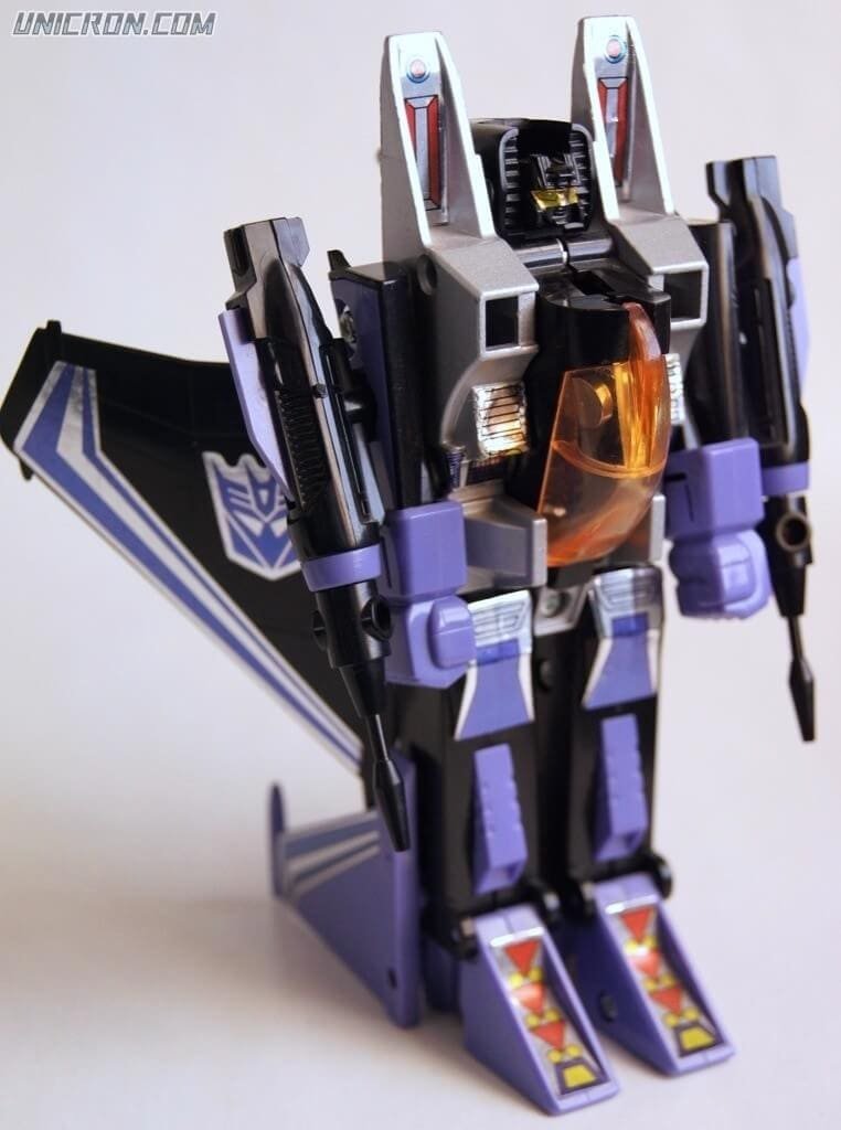 Skywarp Transformers Generation 1 Robot Mode