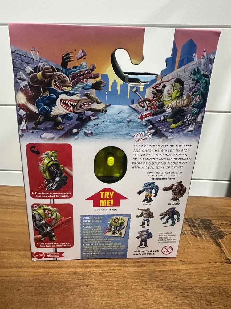 Street-Sharks-Wave-2-In-Hand-Images-Dr-Piranoid-Package-rear