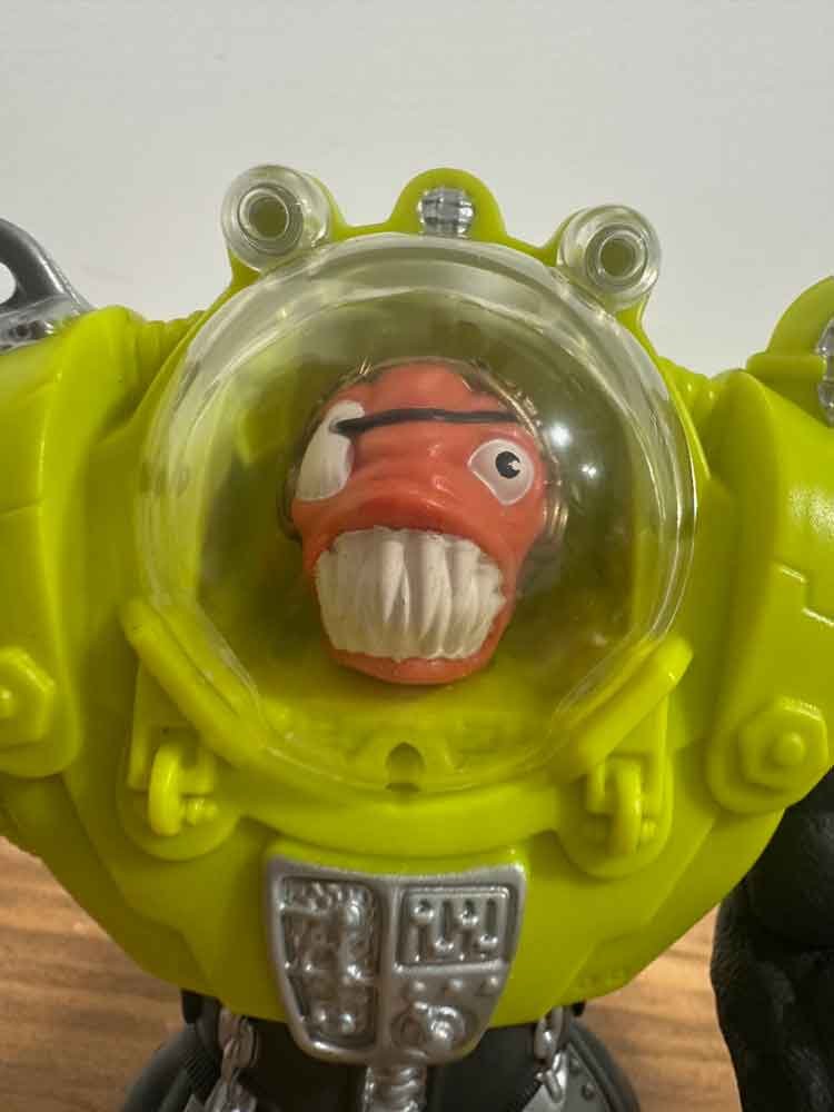 Street-Sharks-Wave-2-In-Hand-Images-Dr-Piranoid-head-2