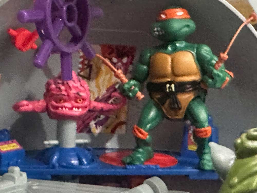Classic-Technodrome-TMNT-Amazon-Exclusive-13-IH-TS