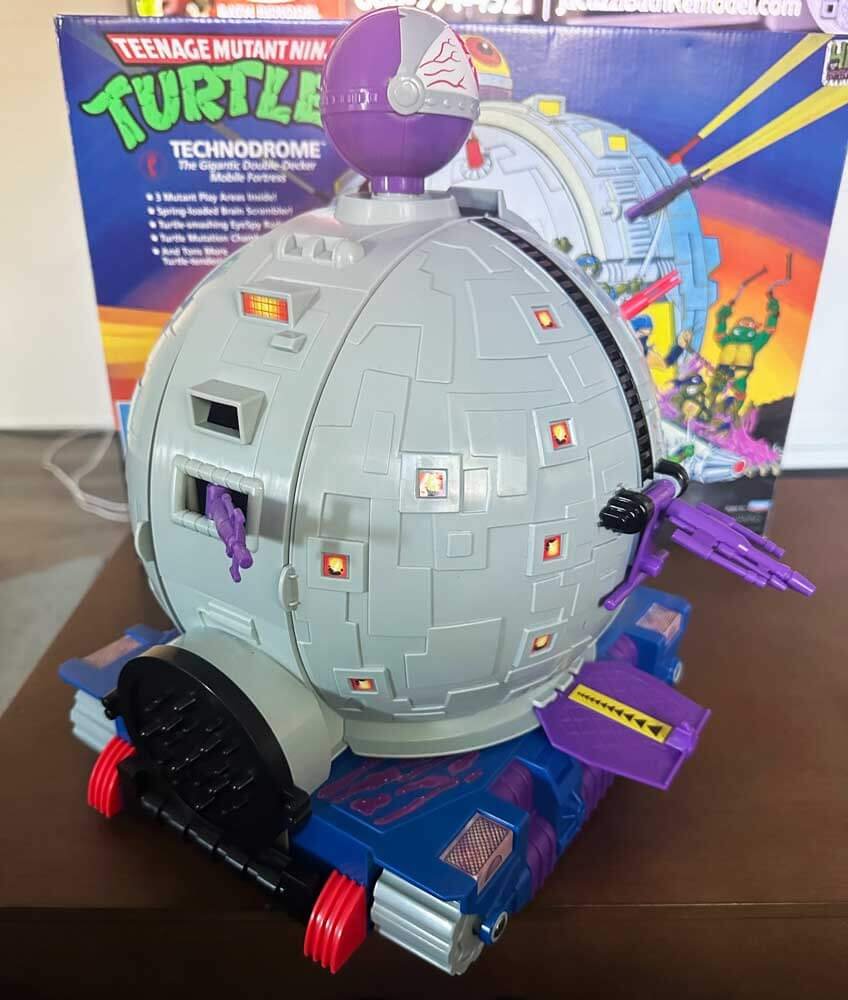 Classic-Technodrome-TMNT-Amazon-Exclusive-3-IH-TS