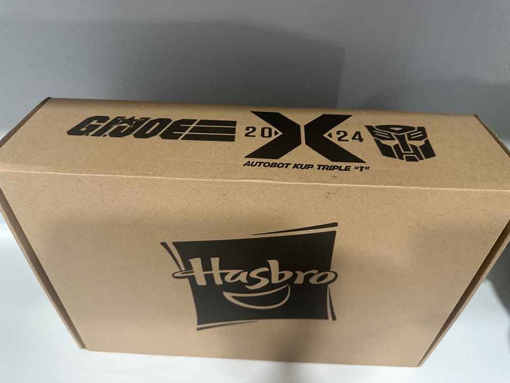 GI-Joe-Transformer-Kup-Triple-T-Package-inside-2-IH