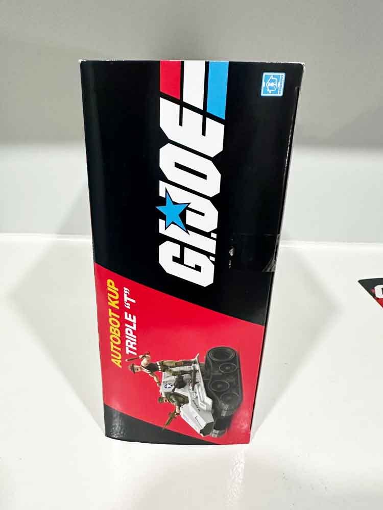 GI-Joe-Transformer-Kup-Triple-T-Package-right-IH