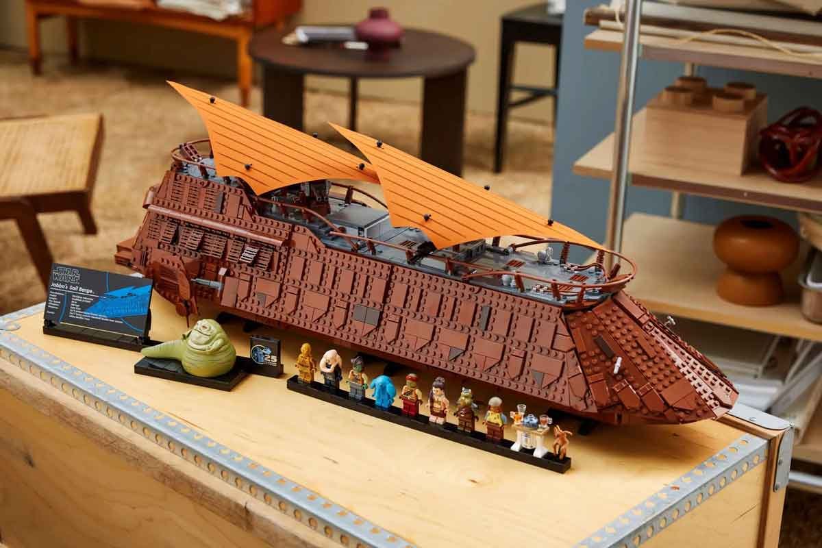 Jabbas-Sail-Barge-Lego-Star-Wars-12