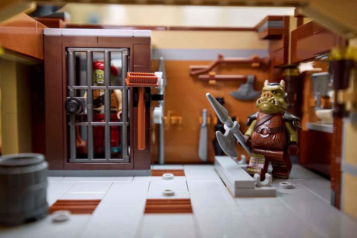 Jabbas-Sail-Barge-Lego-Star-Wars-9