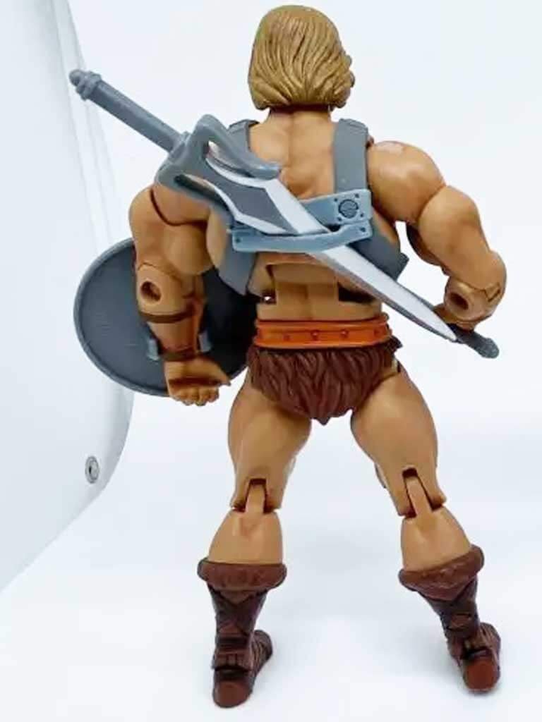 MOTU-Classics-He-Man-Back