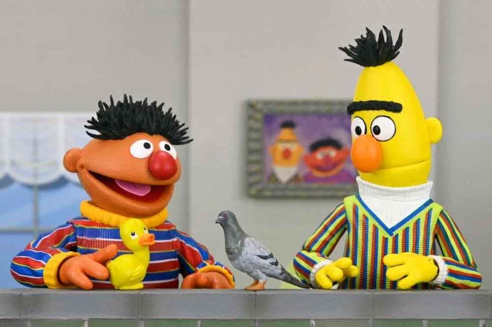 Neca-Sesame-Street-Burt-&-Ernie-3