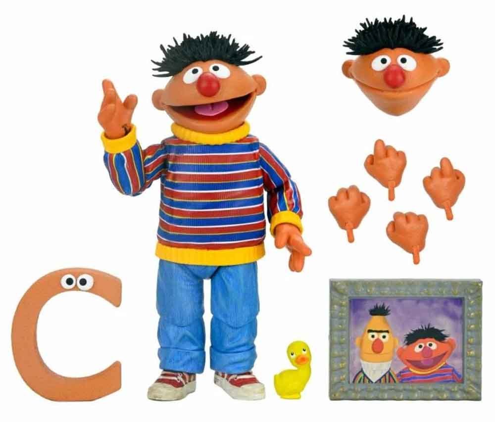 Neca-Sesame-Street-Ernie-pack-out