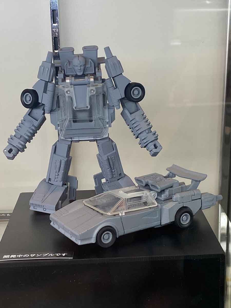 Sunstreaker-Takara-Tomy-TF40-Expo-Transformers-Missing-Link-Booth-Reveal-3