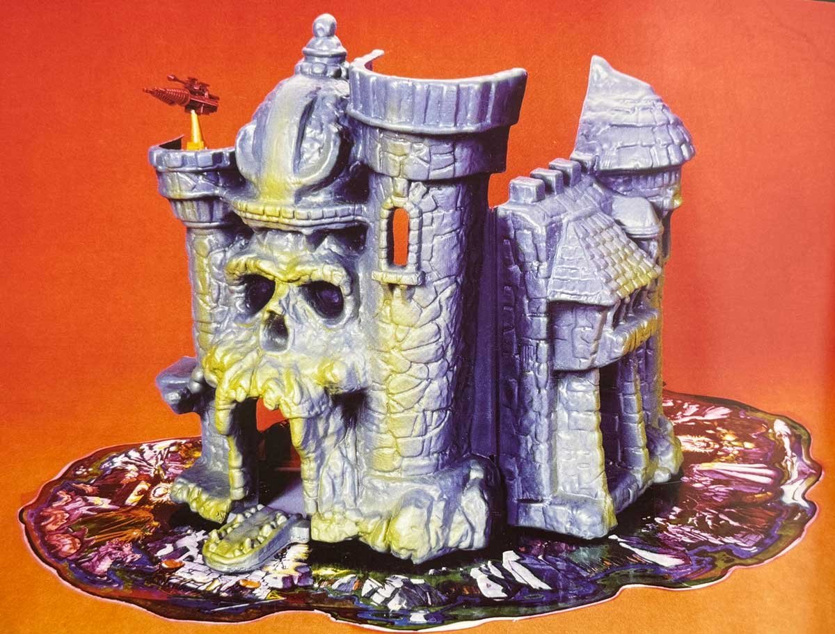 A great example of the strong fantasy elements that spawned the initial wave
of figures can be seen in this illustration for a training accessory (left) by
Mark Taylor. Titled the Heroic Figure Battle Tester, this concept was originally
conceived as an item of its own. It was later released with a more simplified
design as an accessory for the Castle Grayskull playset.
One of the first vehicles conceptualized for the line, which never saw the light
of day, was a three-wheeled battle chariot of sorts (below). As this artwork
reveals, the figure would have physically attached itself to the toy rather than
merely sitting on it. From this illustration, it can be seen that science fiction
elements are slowly beginning to merge with the initial straight-fantasy style.
The character in this piece is one of the earliest illustrations of He-Man by
Mark Taylor, based on his designs of the character (see pages 16 and 17).