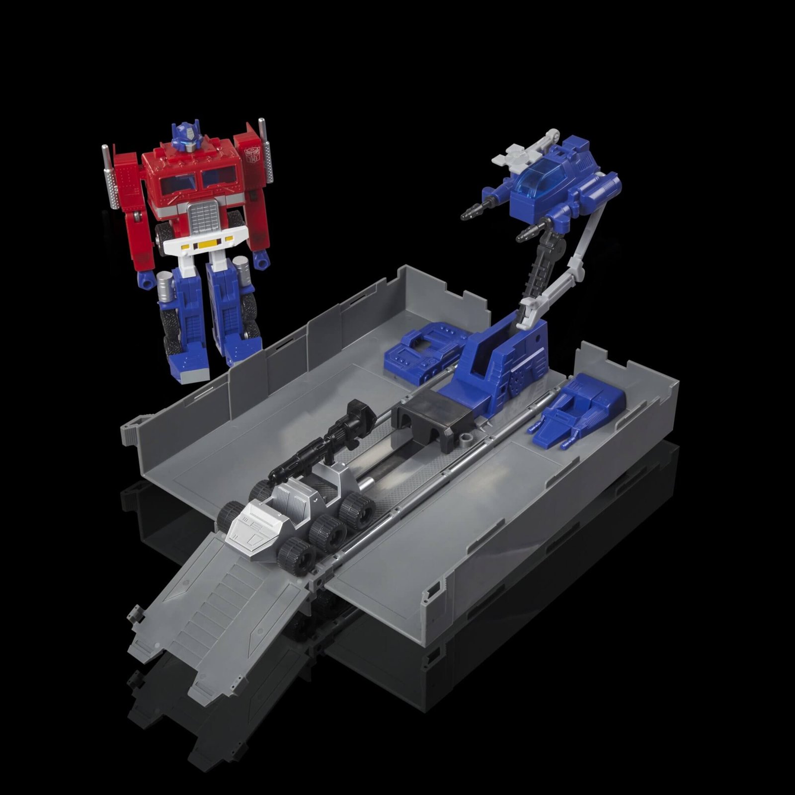 40th-Anniversary-Transformers-G1-Optimus-Prime-Walmart-2