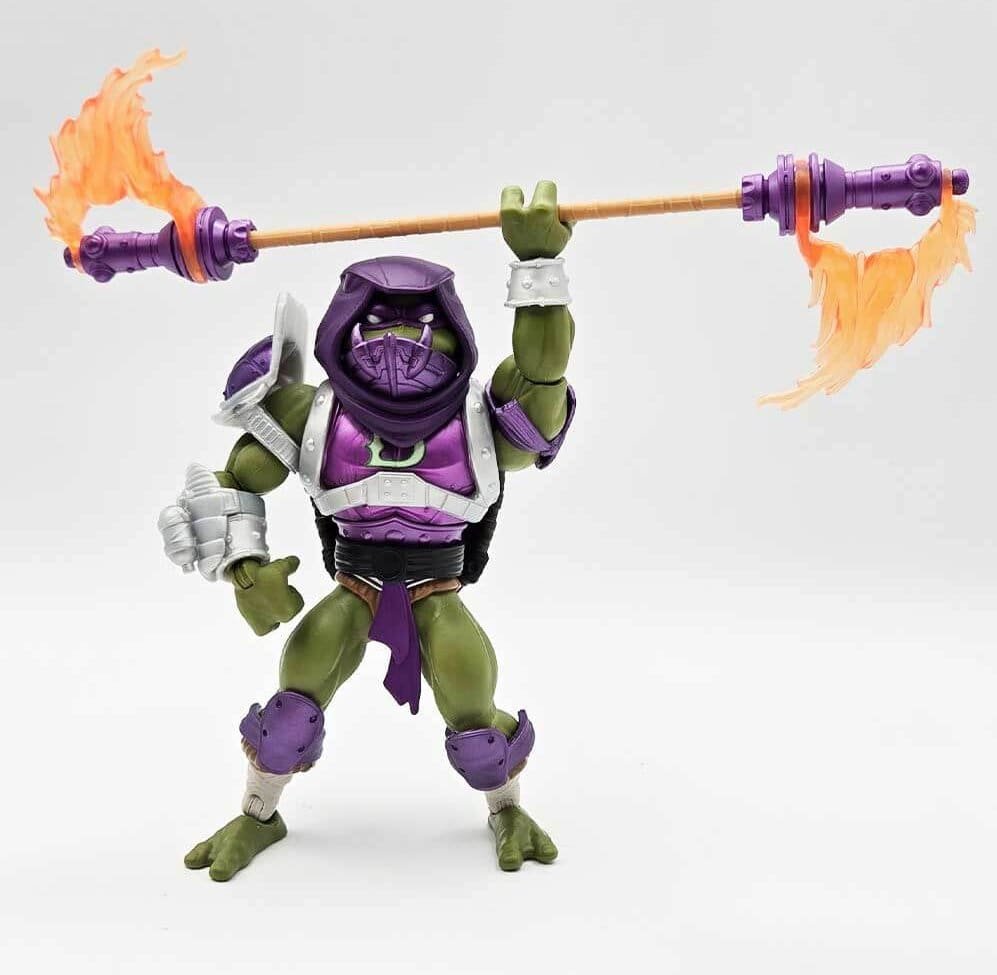 Donatello-Turtles-of-Grayskull-Wave-5-In-Hand-5