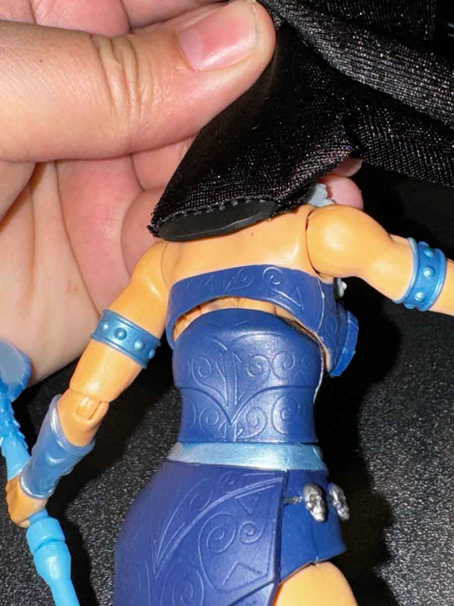 Evil-Lyn-New-Eternia-Masterverse-12