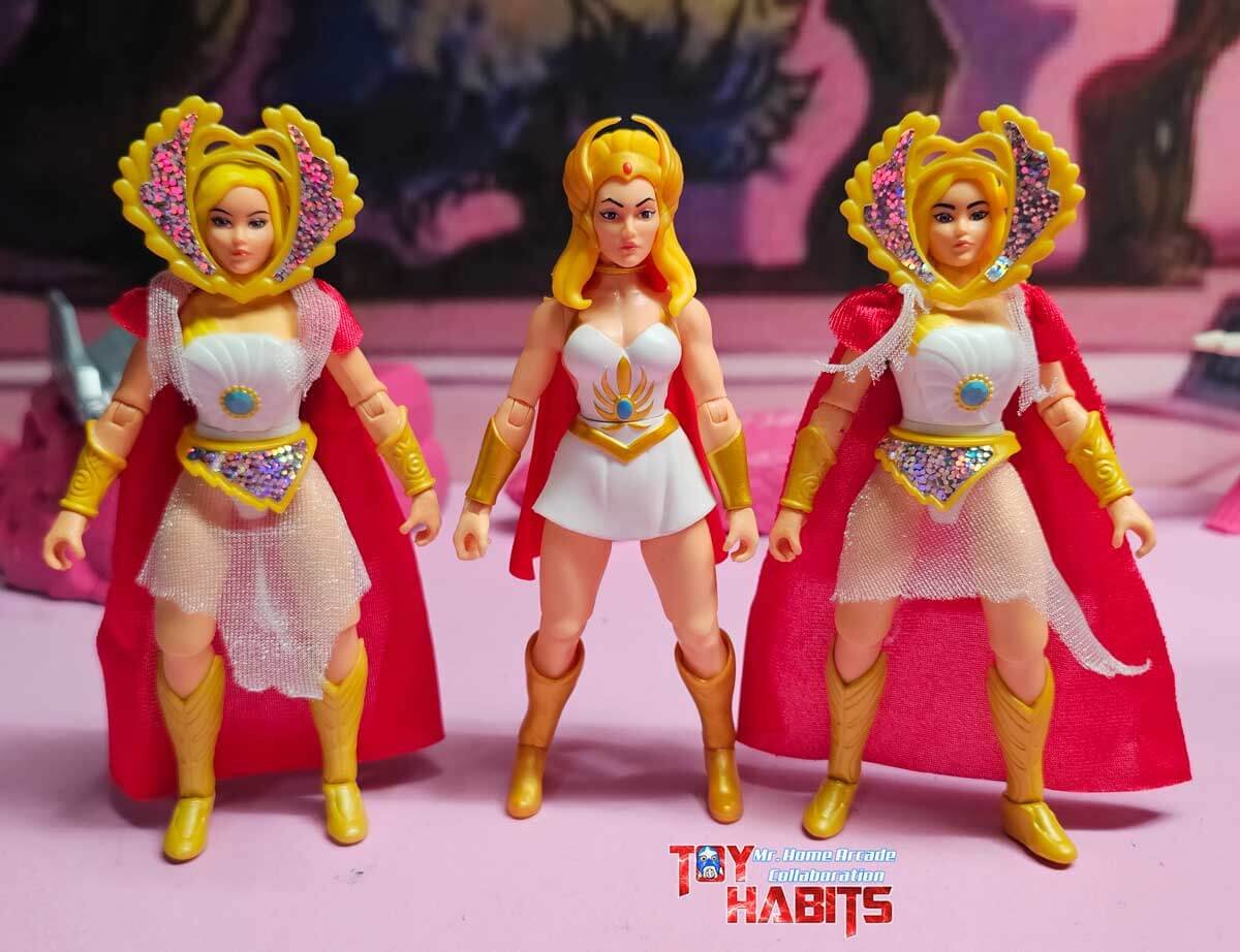 She-Ra-MOTU-Origins-Cartoon-Collection-In-Hand-10