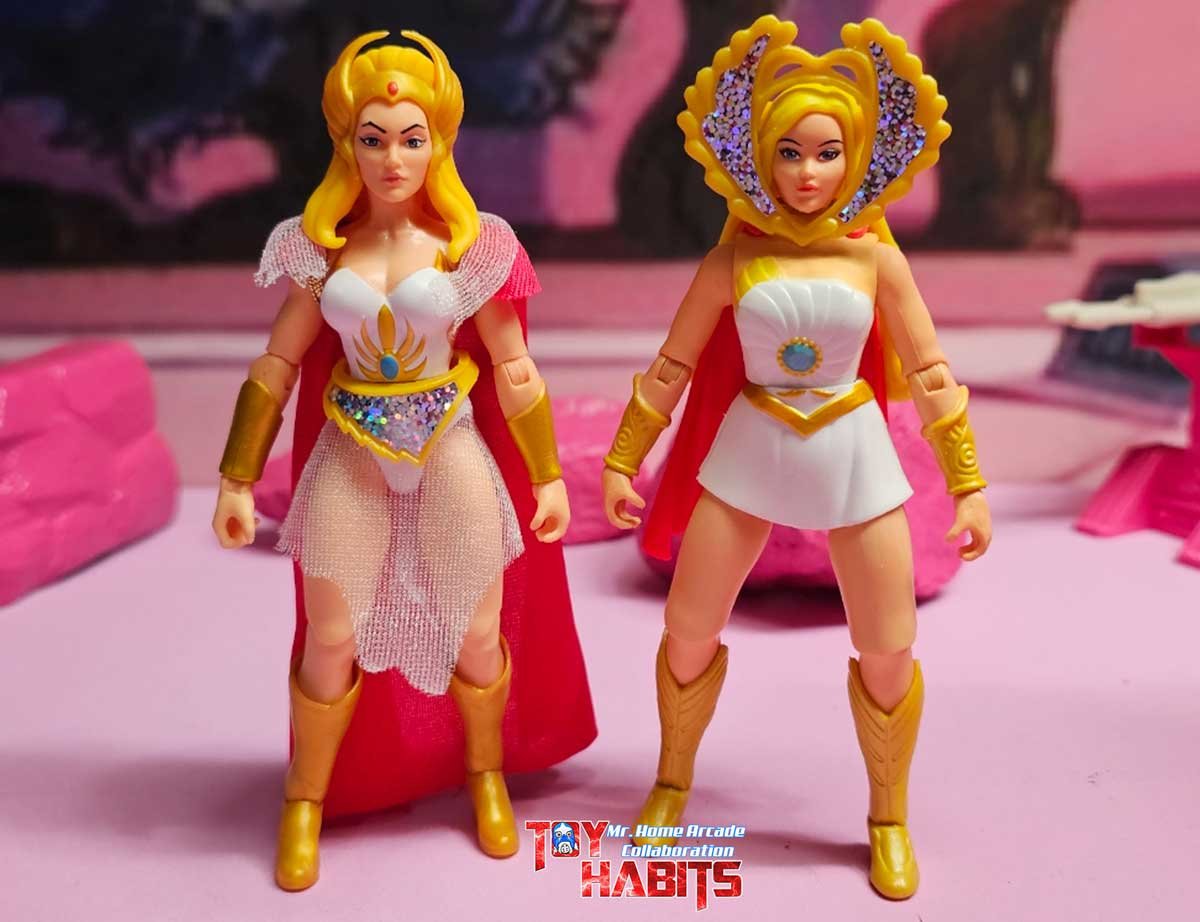 She-Ra-MOTU-Origins-Cartoon-Collection-In-Hand-11