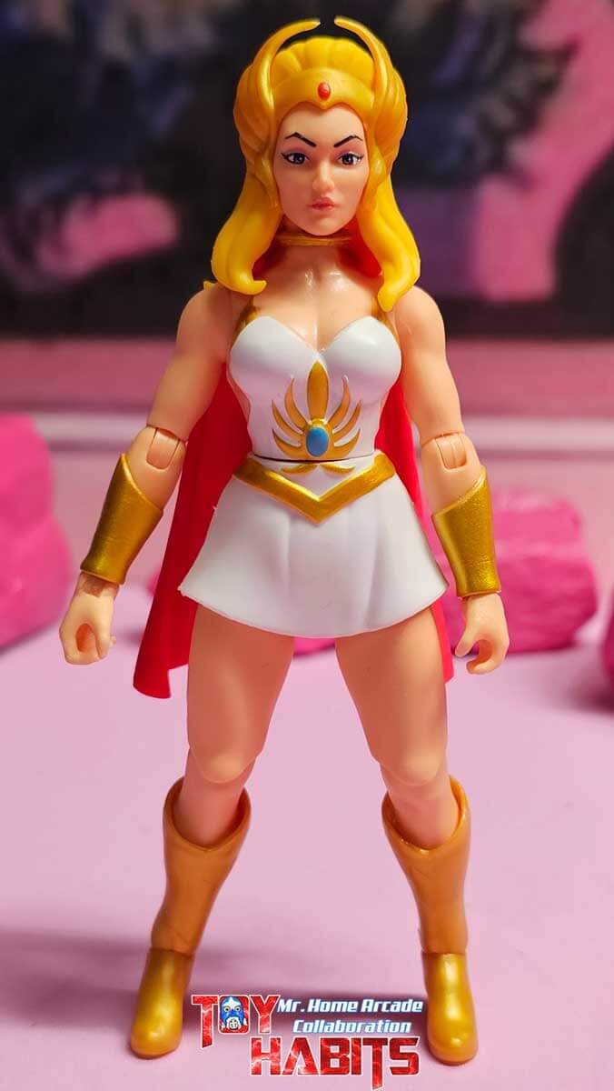 She-Ra-MOTU-Origins-Cartoon-Collection-In-Hand-3
