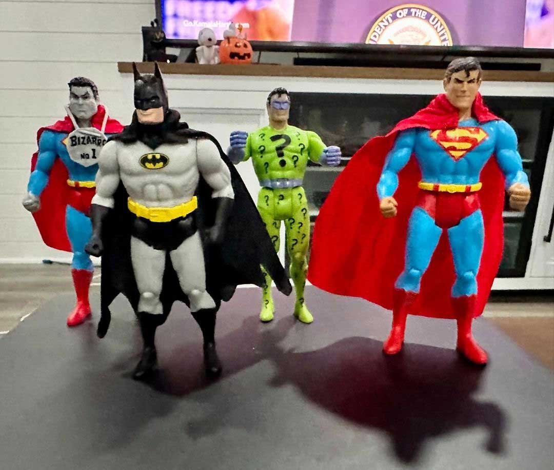 Super-Powers-wave-9-In-Hand-Images-7