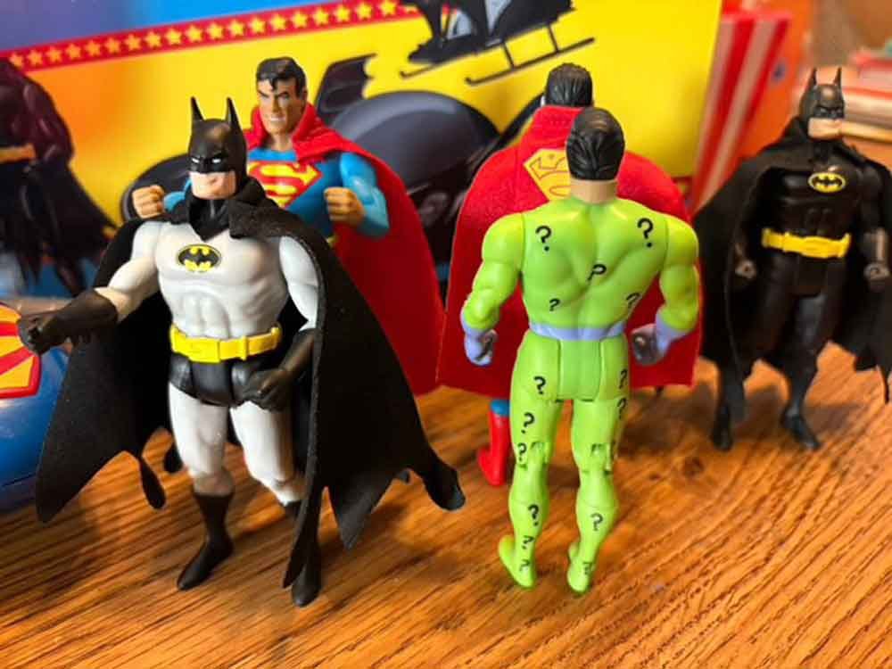 Super-Powers-wave-9-In-Hand-Images-Batman-Riddler