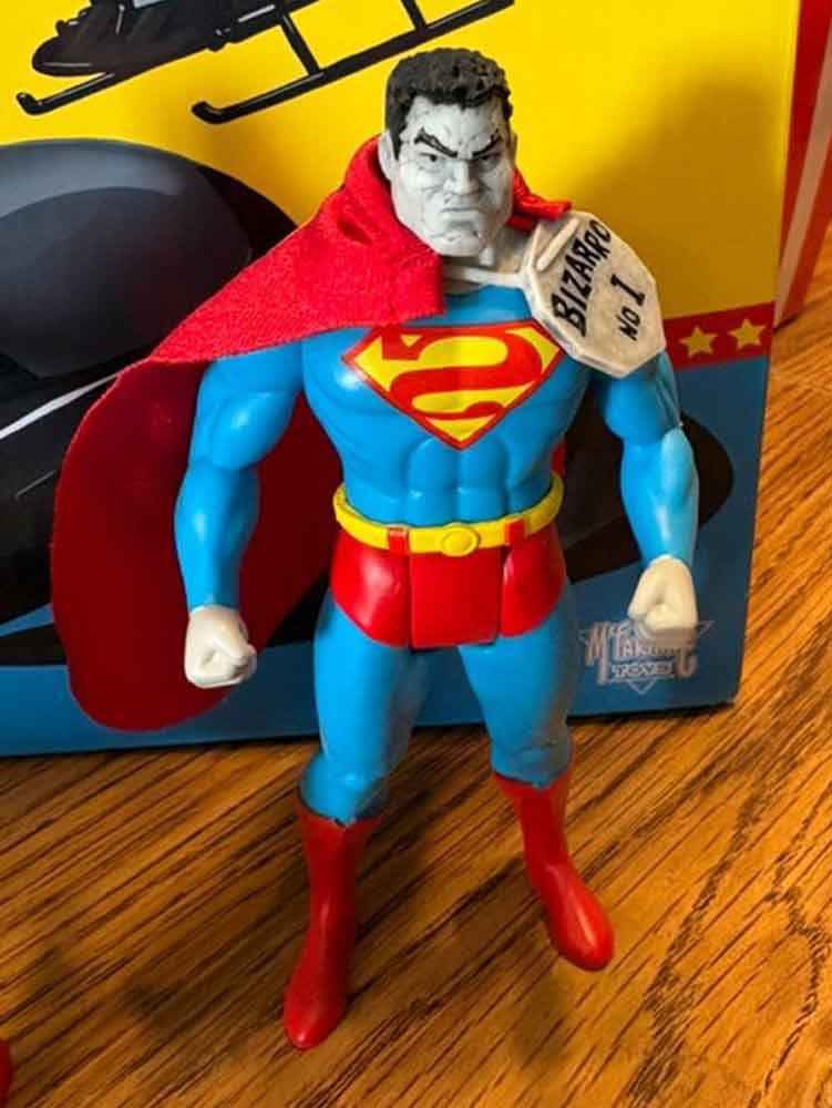 Super-Powers-wave-9-In-Hand-Images-Superman-Bizarro-2