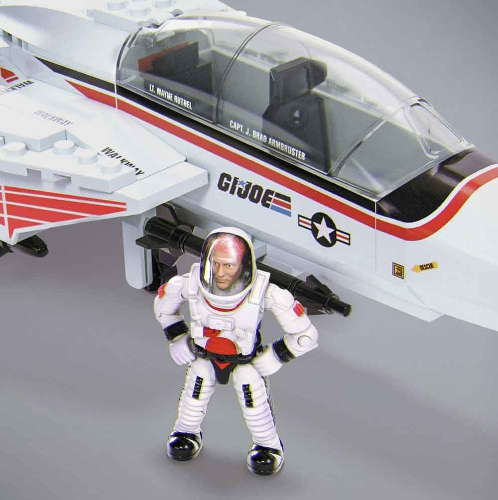 MEGA-GI-JOE-Skystriker-vs-COBRA-HISS-Building-Set-3