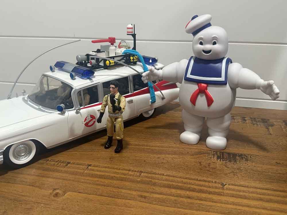 Ghostbusters-1986-Plasma-Series-Ecto-1-3