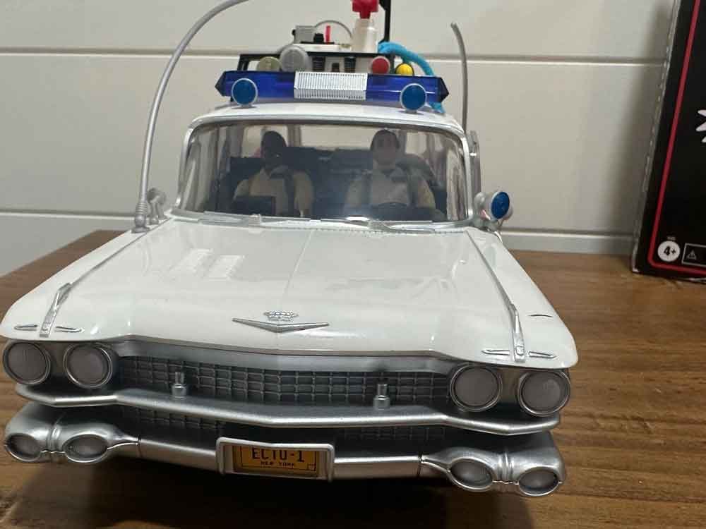 Ghostbusters-1986-Plasma-Series-Ecto-1-6