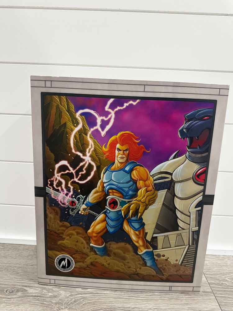 Mondo-ThunderCats-Lion-O-Deluxe-box-front-IH