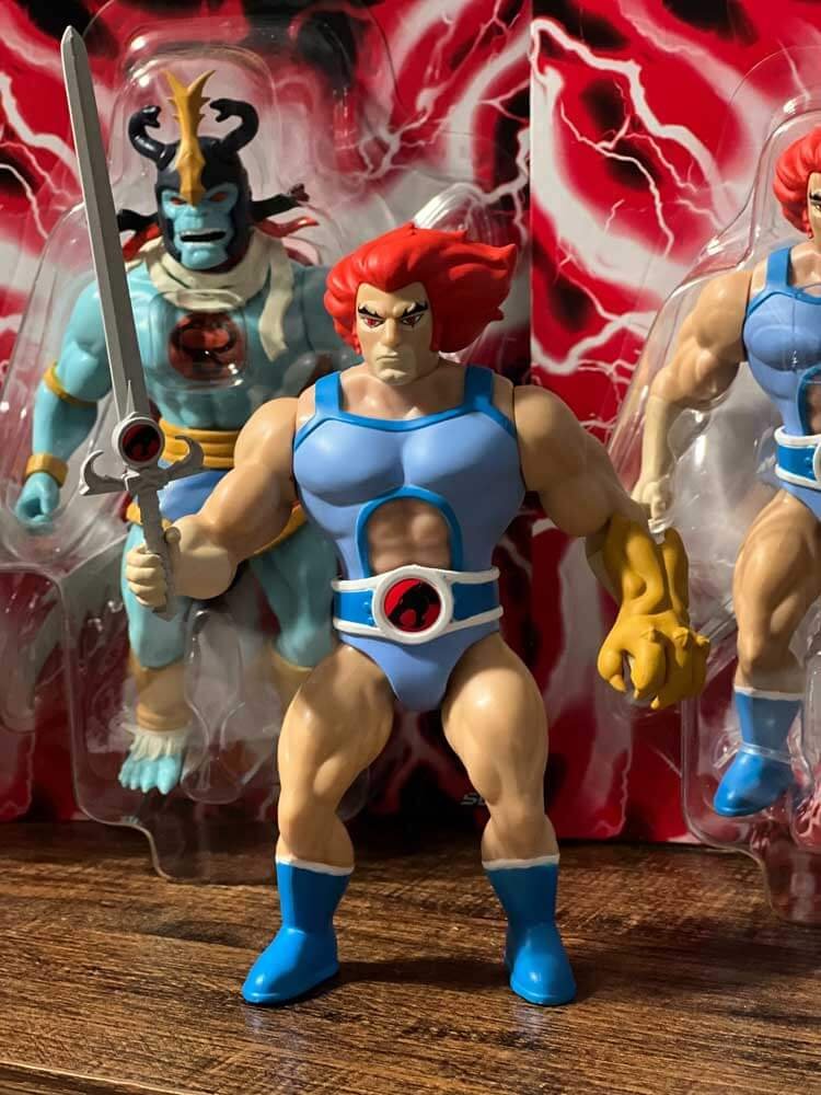 Super7-Vintage-ThunderCats-Wave-1-IH-Lion-O-1