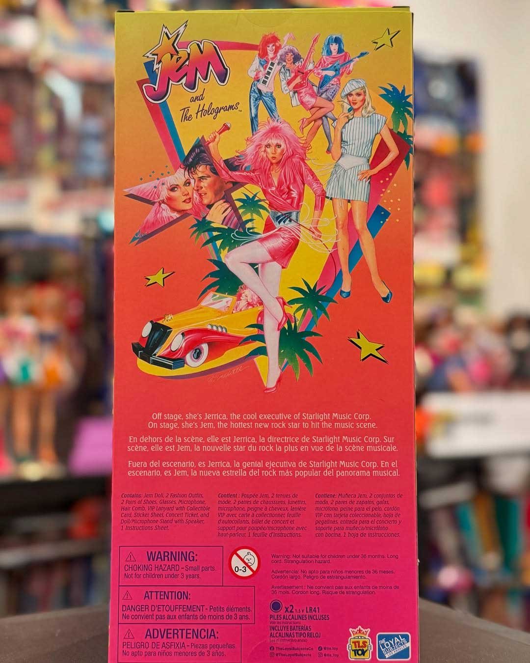 Jem-Doll-Jem-&-The-Holograms-Loyal-Subjects-In-Hand-6