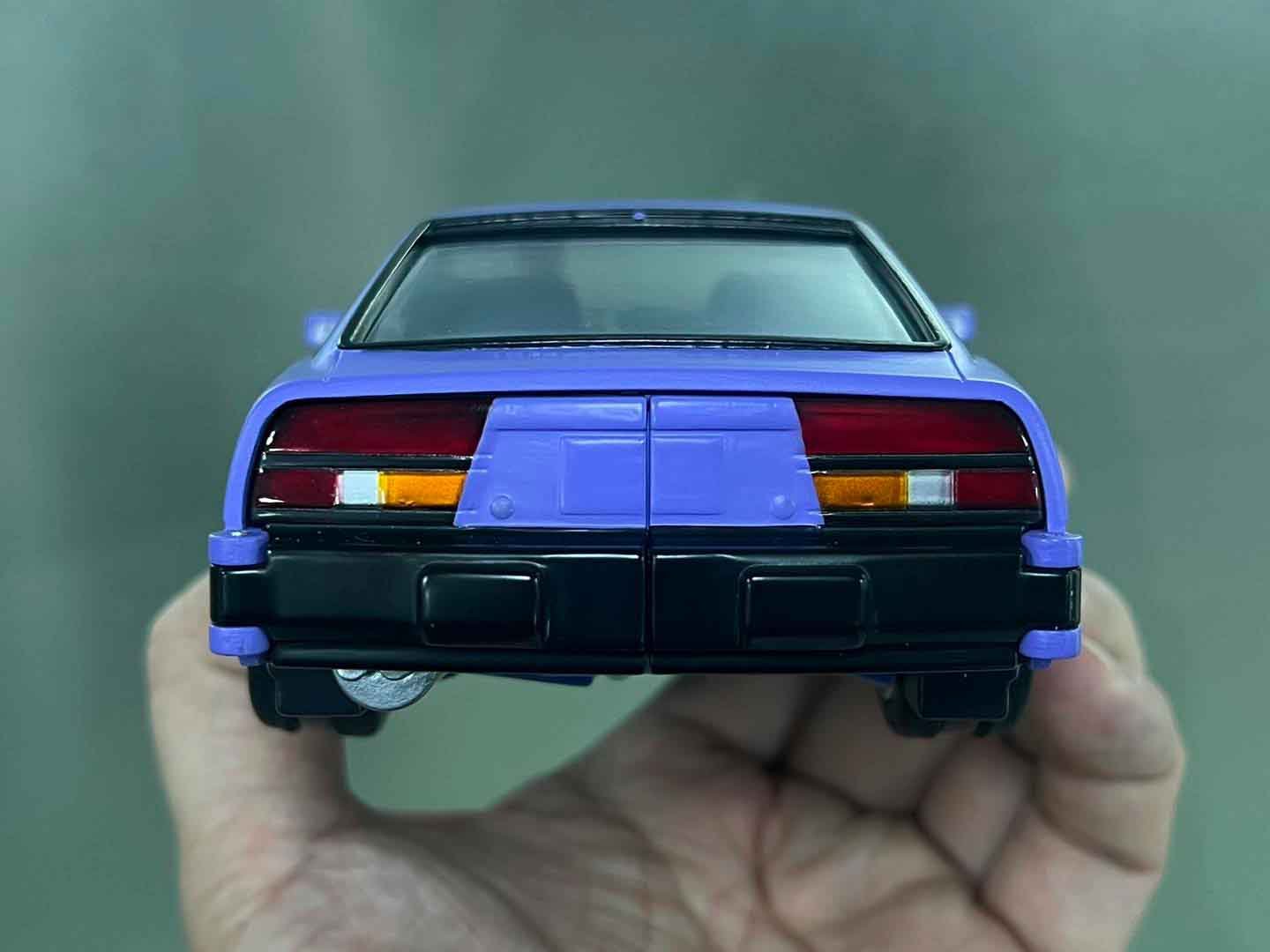 MaKiNa-Mobula-Ramen-Toy-painted-prototype-2