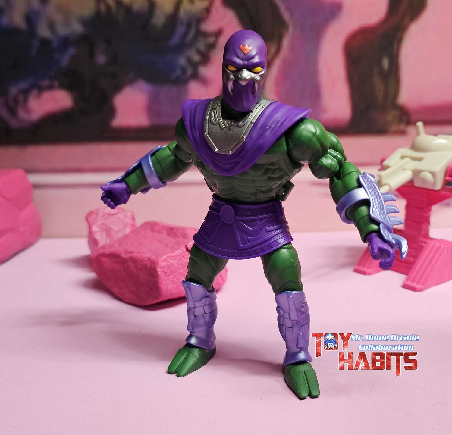 King-Hiss-Foot-Soldier-Turtles-of-Grayskull-Deluxe-1