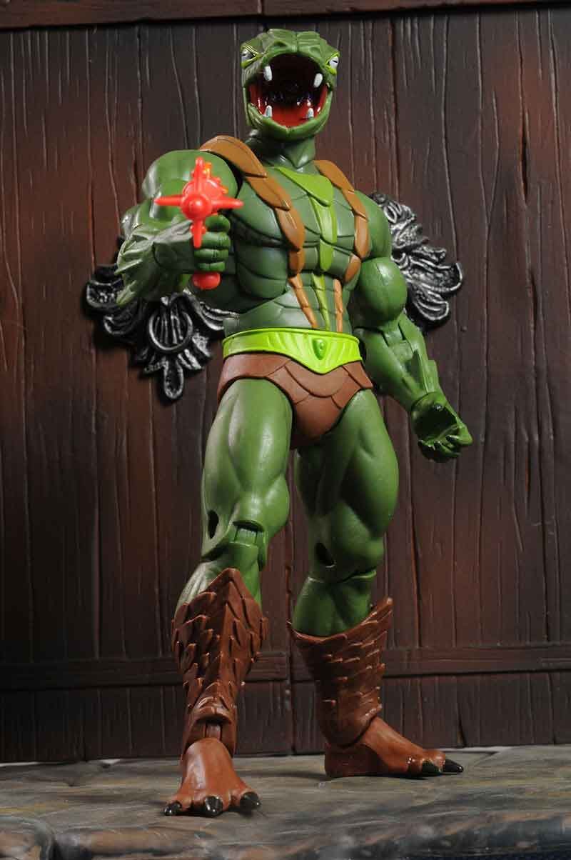 Kobra-Khan-MOTU-Classics-1