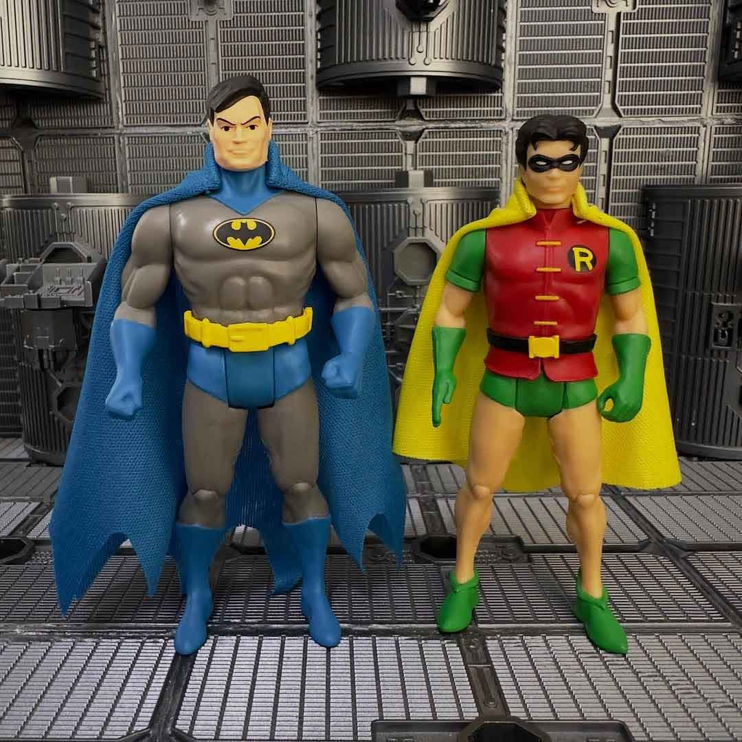 McFarlane-DC-Super-Powers-Unmasked-Batman-&-Robin-5