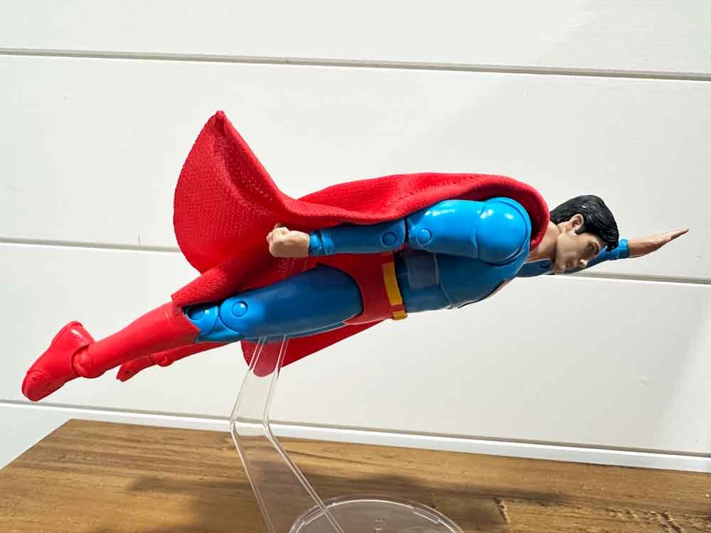 McFarlane-Movie-Superman-action-pose-6