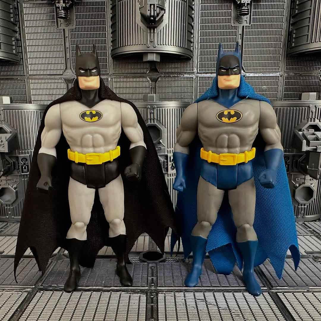 McFarlane-Multicraft-Drawing-Board-Batman-comparison-2