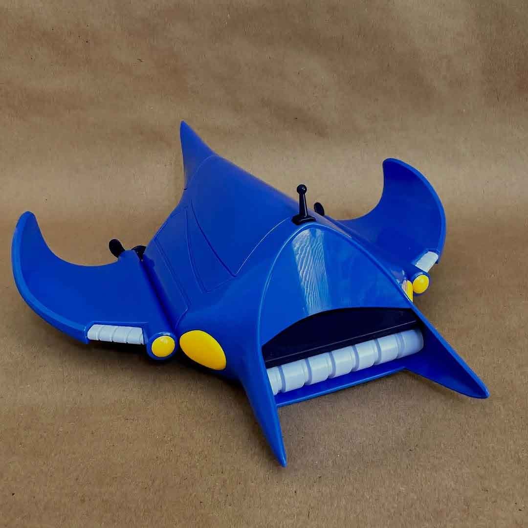 McFarlane-Sea-Saucer-Drawing-Board-Vehicle-1