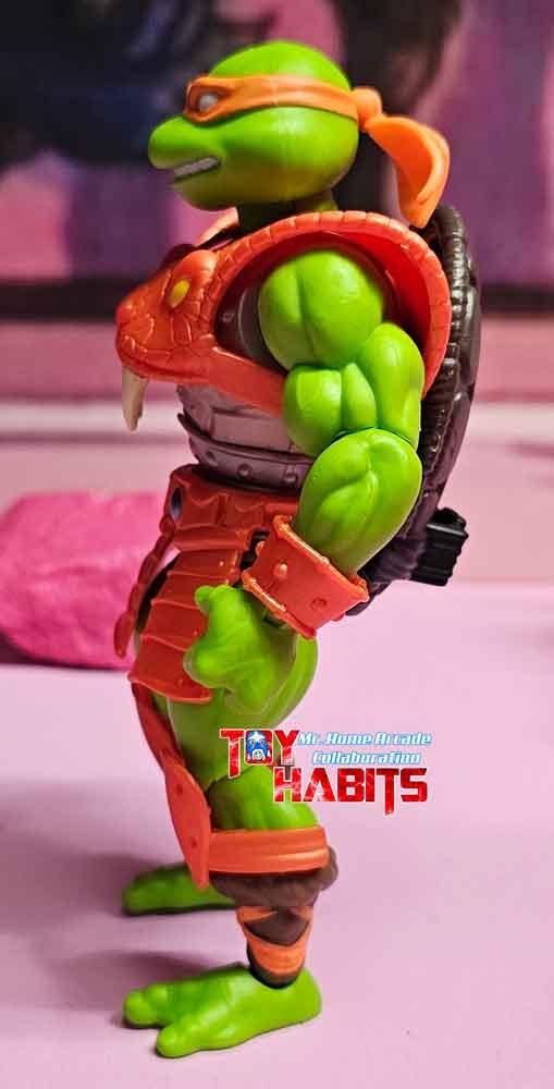 Michaelangelo-Turtles-of-Grayskull-MOTU-Origins-left-IH