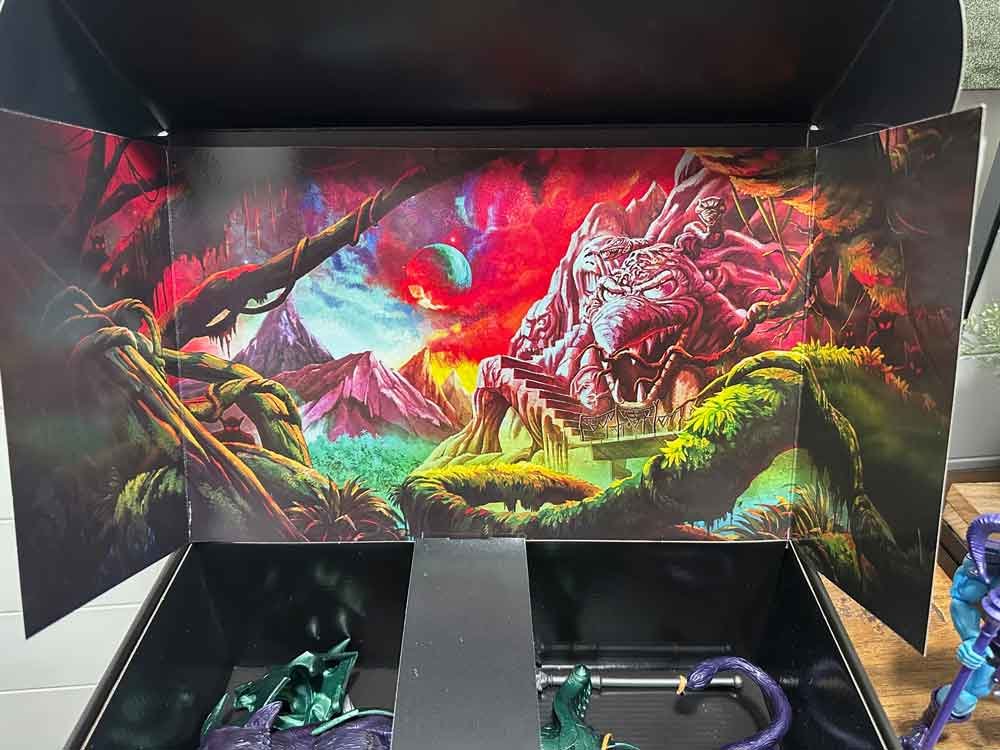 New-Eternia-Panthor-Masterverse-box-insert-IH