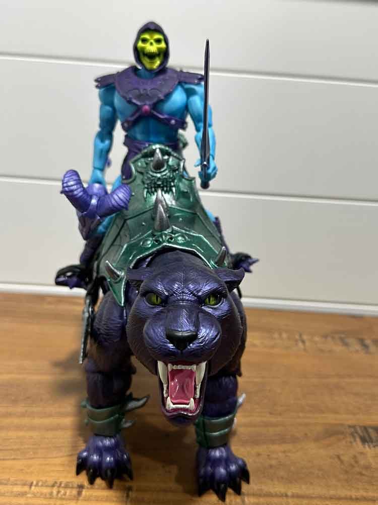 New-Eternia-Panthor-Masterverse-front-IH