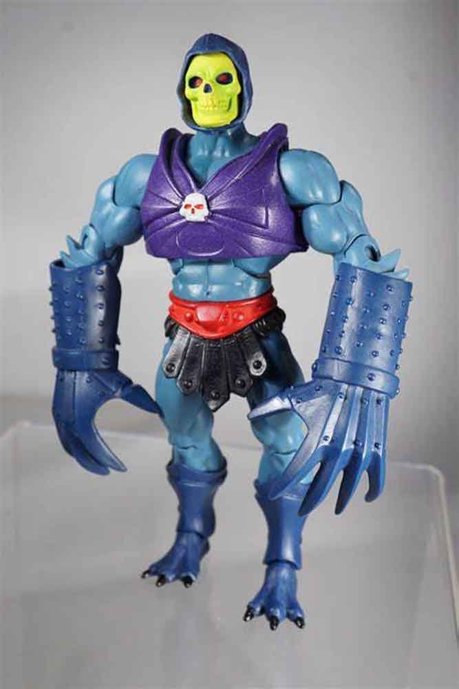 Terror-Claw-Skeletor-MOTU-Classics-3