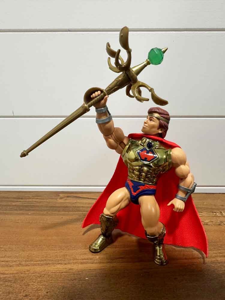 He-Ro-MOTU-Origins-Mattel-Creations-exclusive-action-pose-1