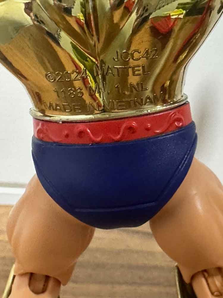 He-Ro-MOTU-Origins-Mattel-Creations-exclusive-waist-rear