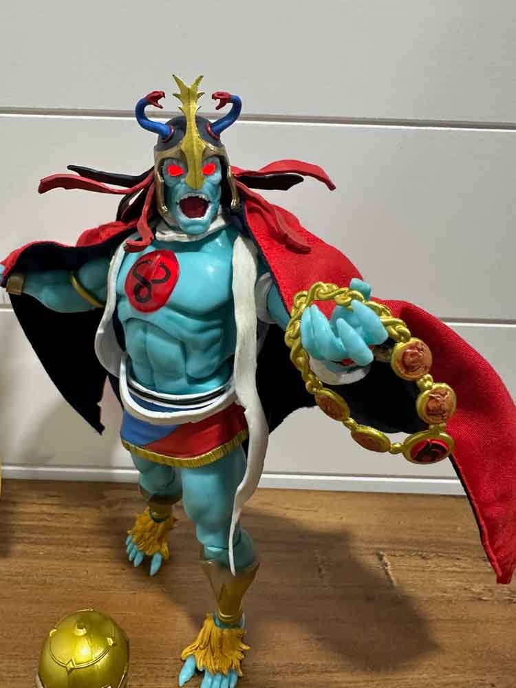 Light-Up-Eyes-Mumm-Ra-Super7-ThunderCats-Ultimates-action-pose-4