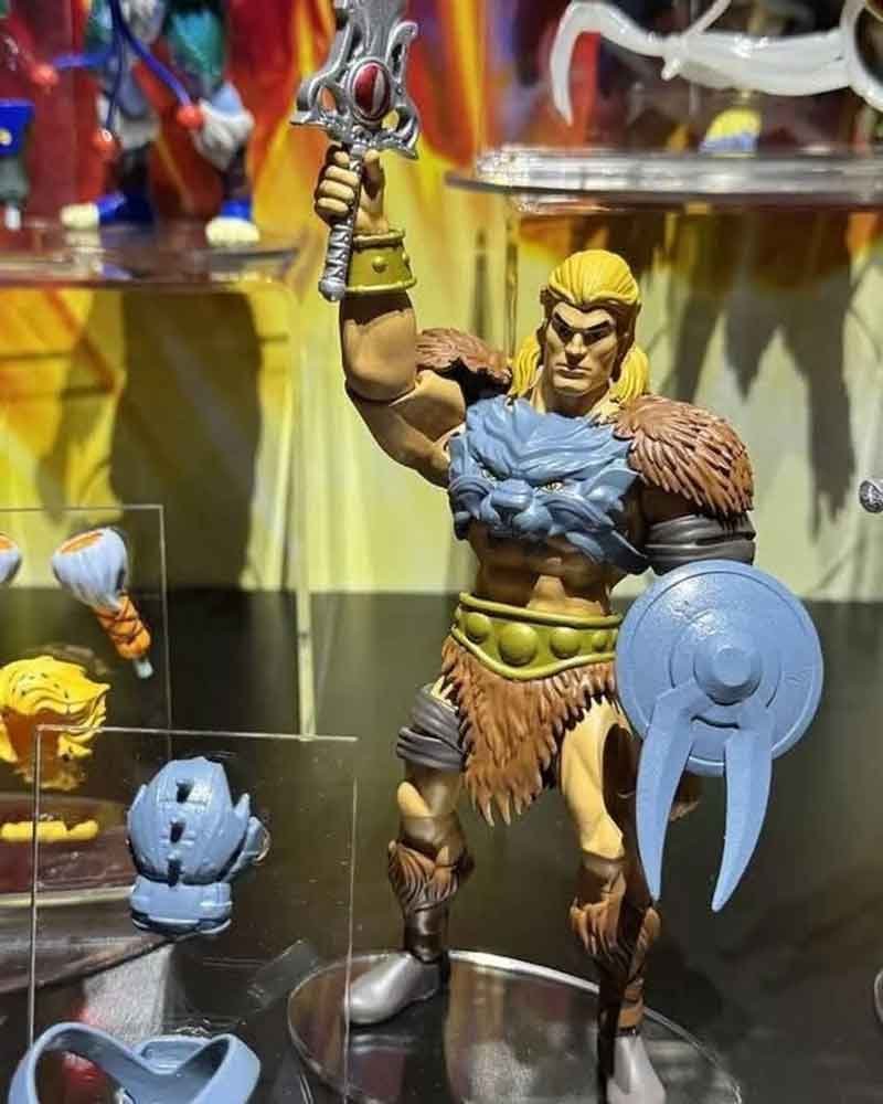 MOTU-Origins-ThunderCats-He-Man