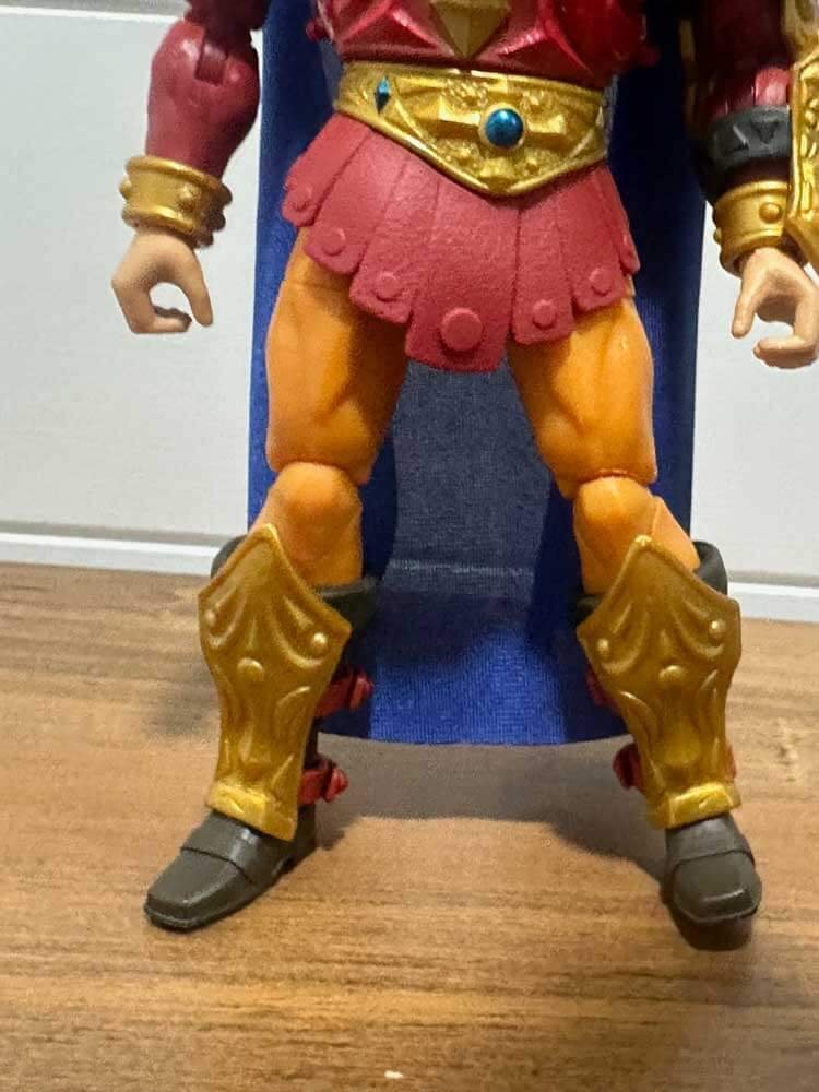 New-Eternia-King-Randor-Masterverse-IH-legs-front